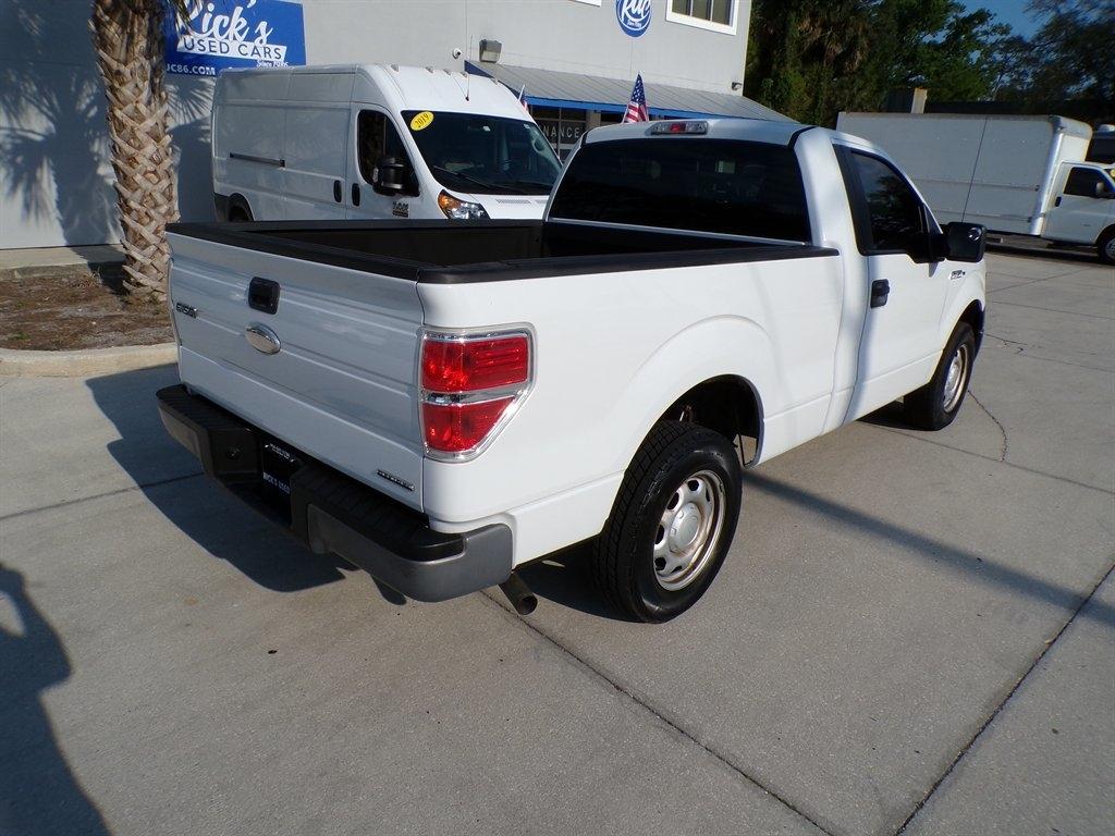 Ford F-150 2WD Reg Cab 126" XLT 2011