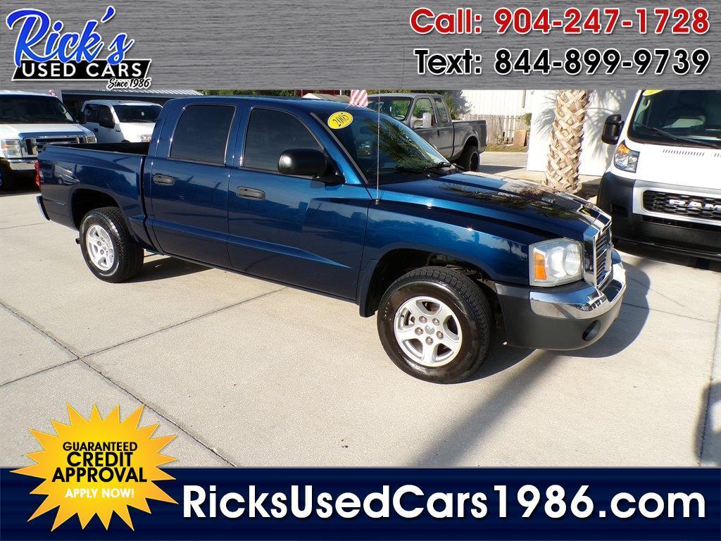 2005 Dodge Dakota 4dr Quad Cab 131" WB SLT