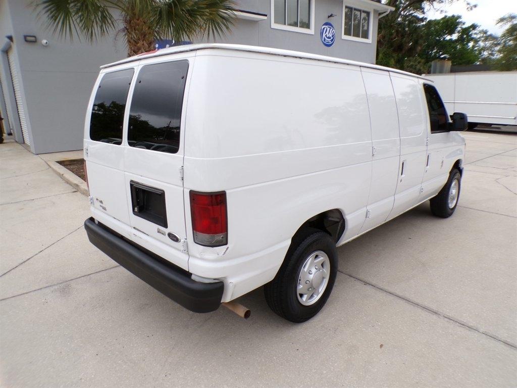 Ford Econoline Cargo Van E-250 Recreational 2011