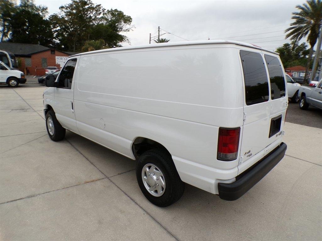Ford Econoline Cargo Van E-250 Recreational 2011