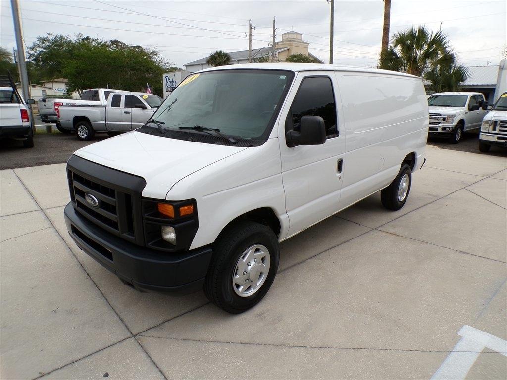 Ford Econoline Cargo Van E-250 Recreational 2011