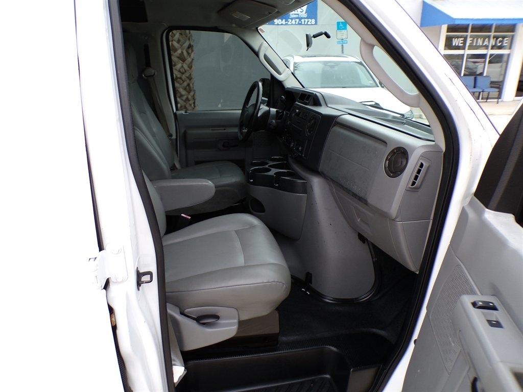 Ford Econoline Cargo Van E-250 Recreational 2011