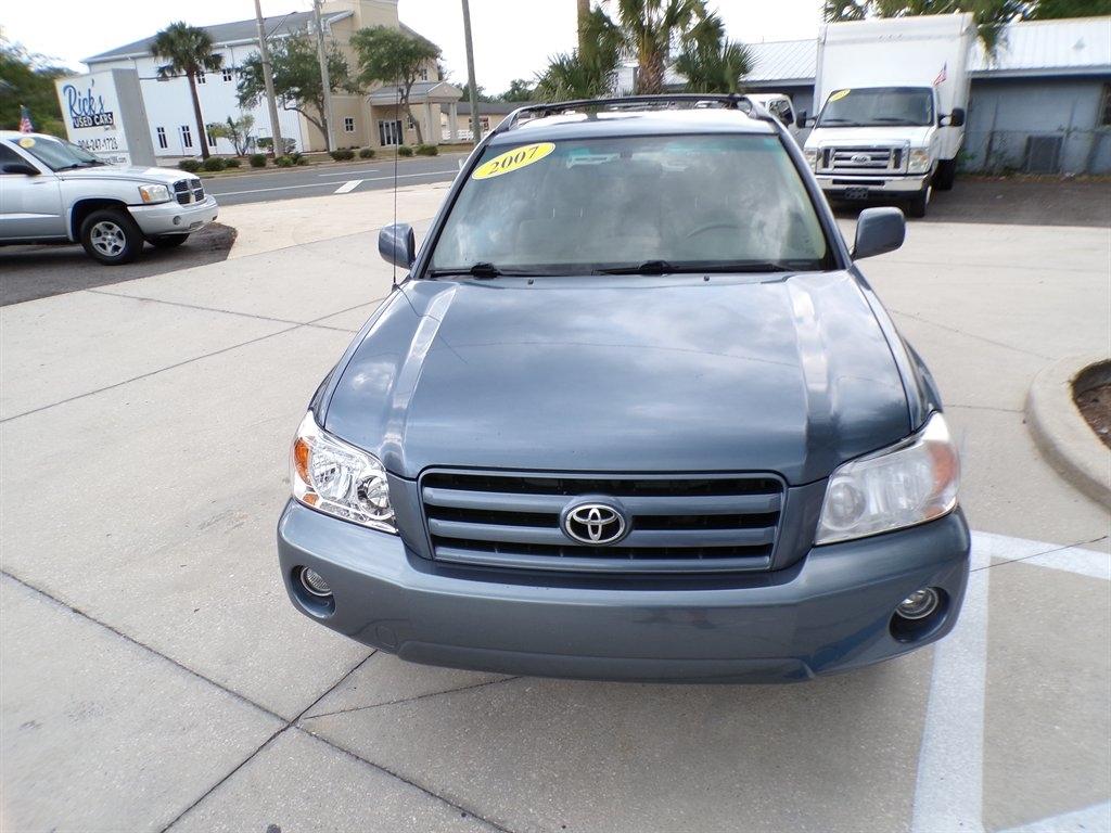 Toyota Highlander 2WD 4dr 4-Cyl (Natl) 2007