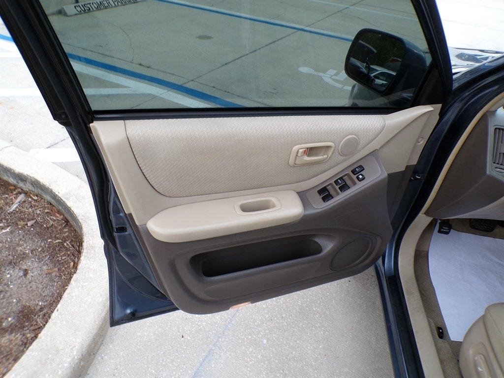 Toyota Highlander 2WD 4dr 4-Cyl (Natl) 2007