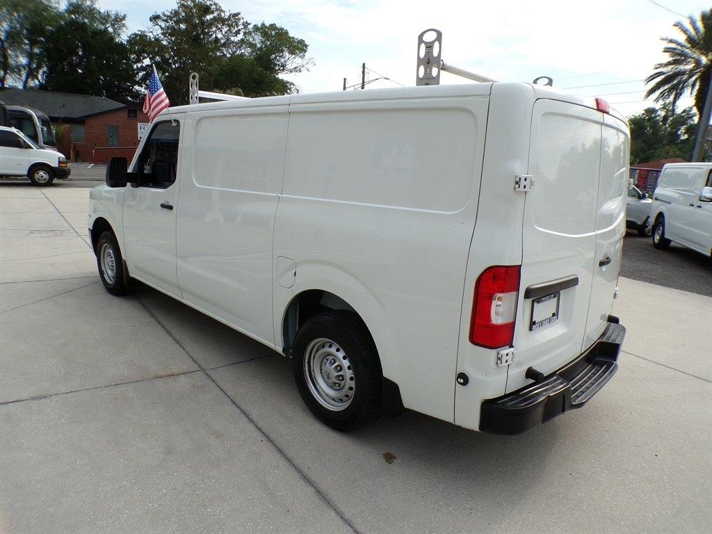 Nissan NV Standard Roof 1500 V6 S 2016