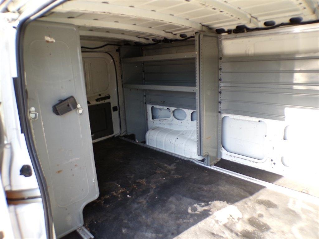 Nissan NV Standard Roof 1500 V6 S 2016