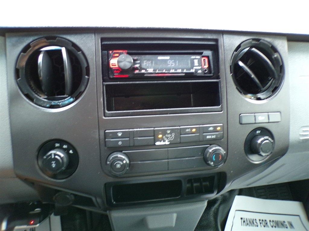 Ford Super Duty F-250 SRW 4WD Crew Cab 156" XL 2014