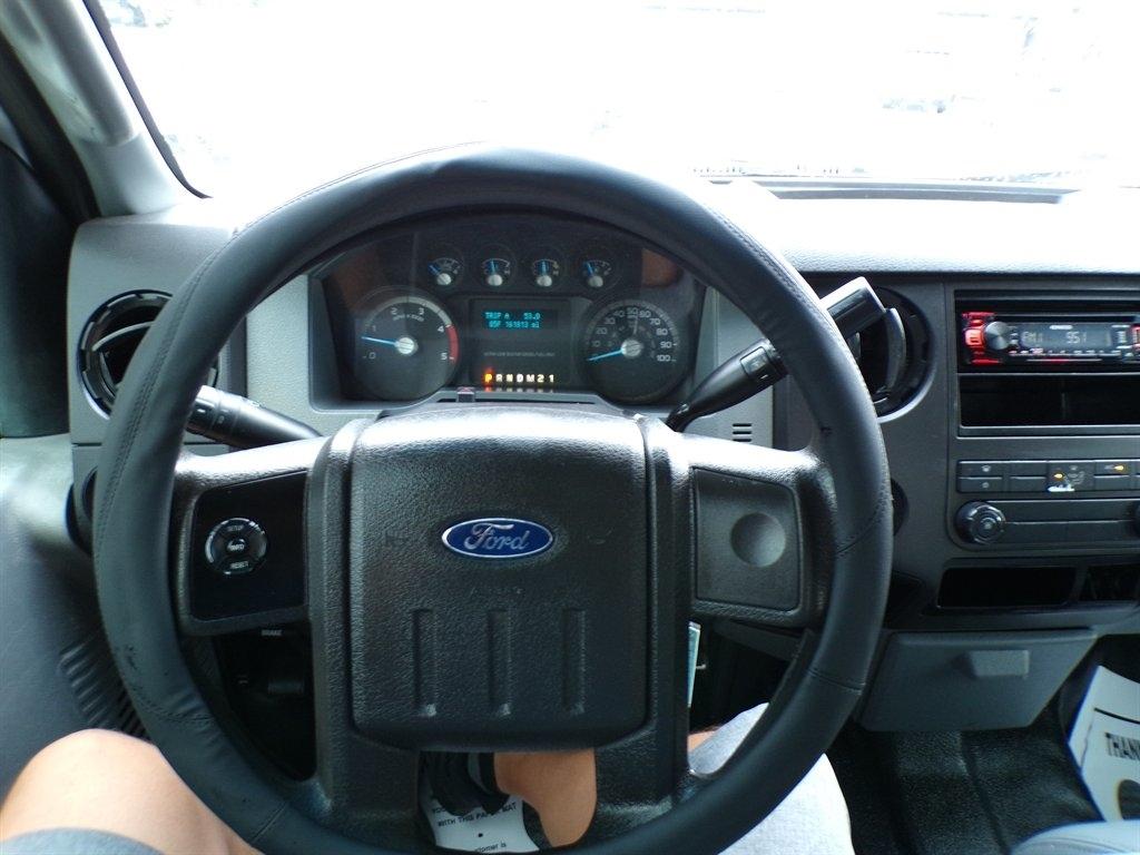 Ford Super Duty F-250 SRW 4WD Crew Cab 156" XL 2014