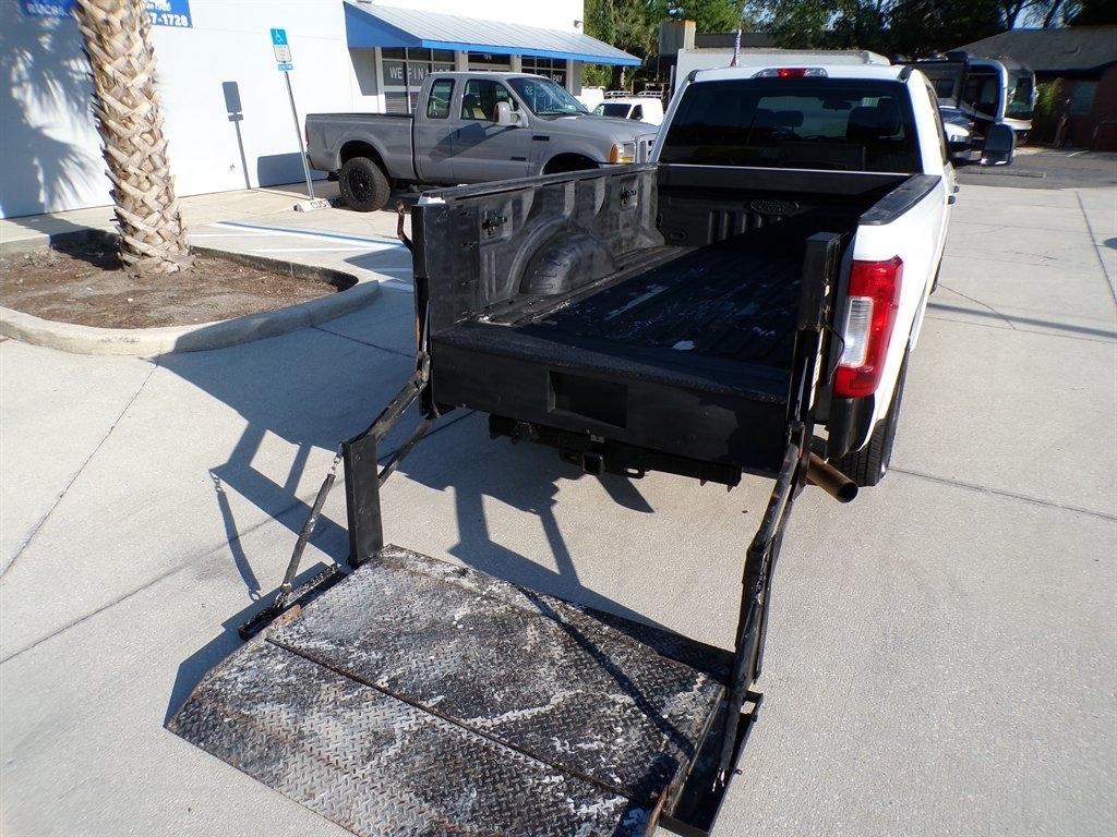 Ford Super Duty F-250 SRW King Ranch 2WD Crew Cab 8' Box 2017
