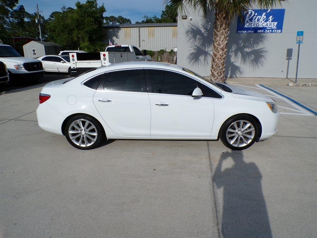 Buick Verano 4dr Sdn 2013
