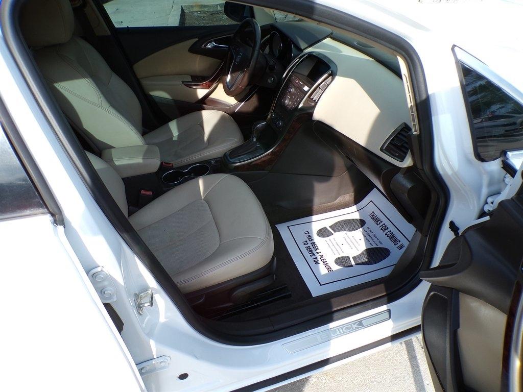 Buick Verano 4dr Sdn 2013