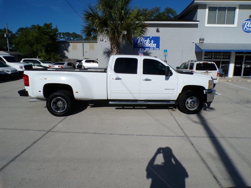 Chevrolet Silverado 3500HD 4WD Crew Cab 167.7" LT 2012