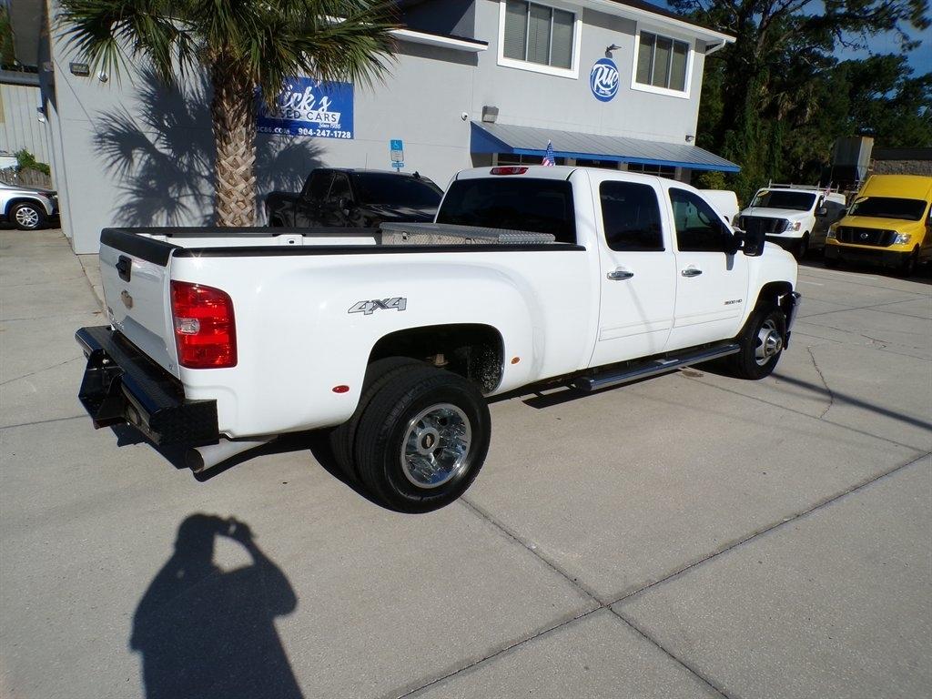 Chevrolet Silverado 3500HD 4WD Crew Cab 167.7" LT 2012
