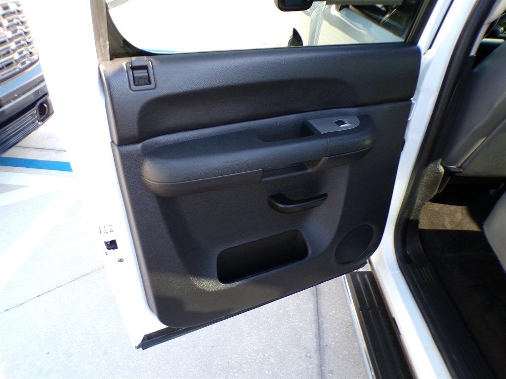 Chevrolet Silverado 3500HD 4WD Crew Cab 167.7" LT 2012