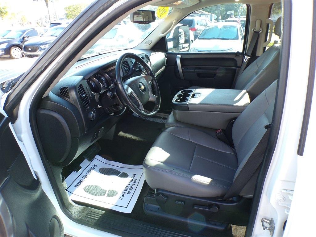 Chevrolet Silverado 3500HD 4WD Crew Cab 167.7" LT 2012