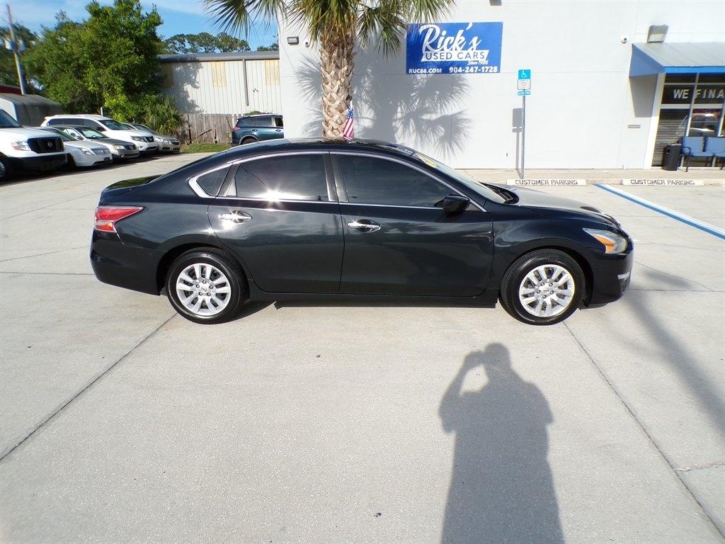 Nissan Altima 4dr Sdn I4 2.5 S 2014