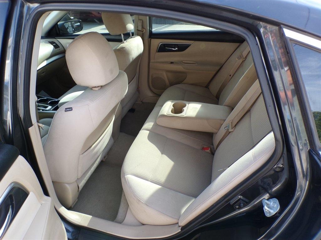 Nissan Altima 4dr Sdn I4 2.5 S 2014