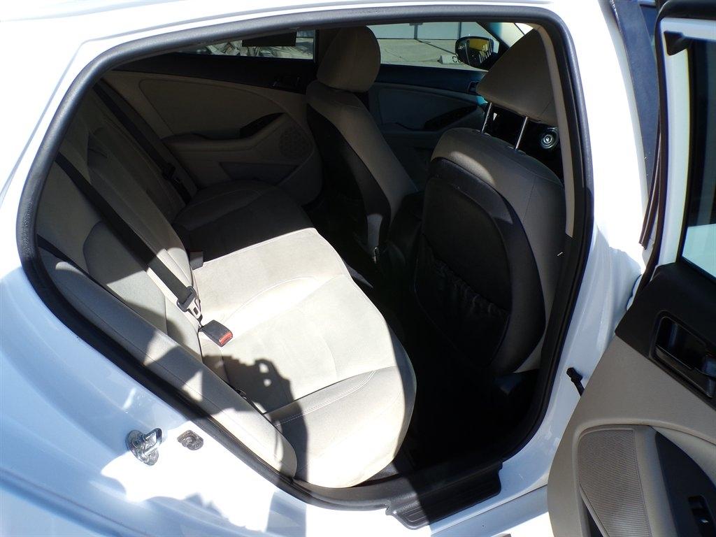 Kia Optima 4dr Sdn LX 2013