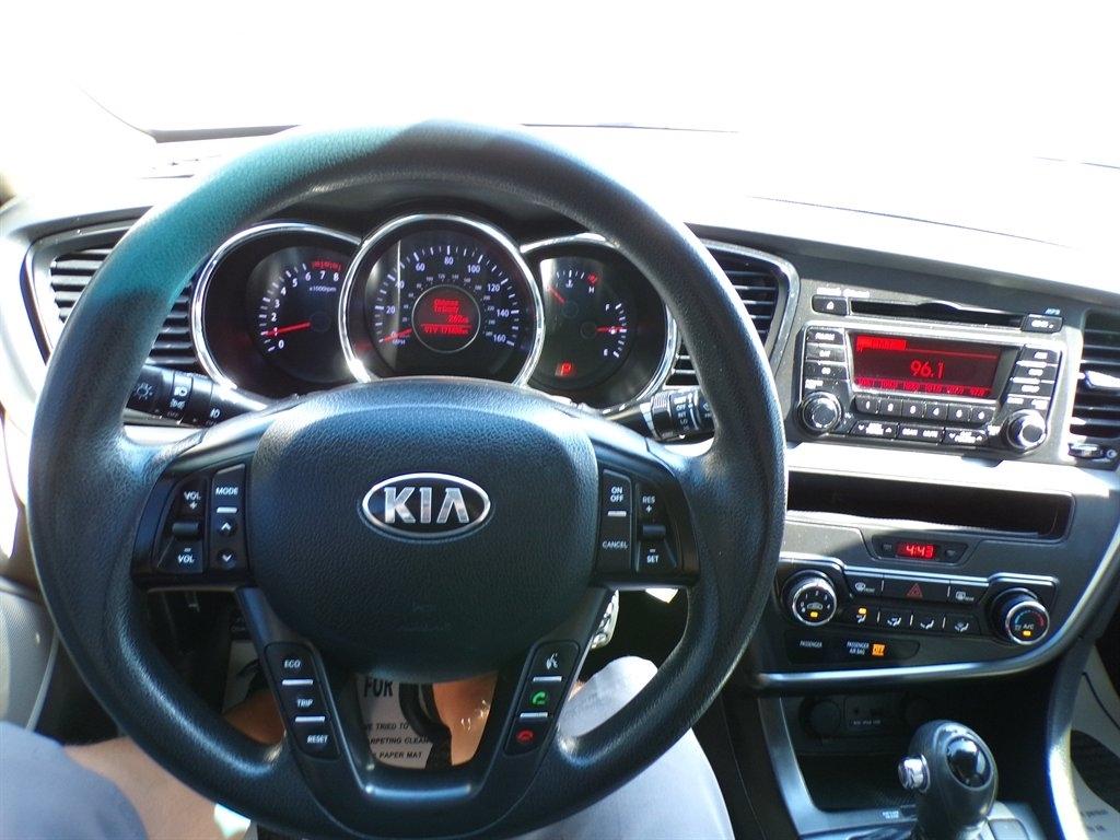 Kia Optima 4dr Sdn LX 2013