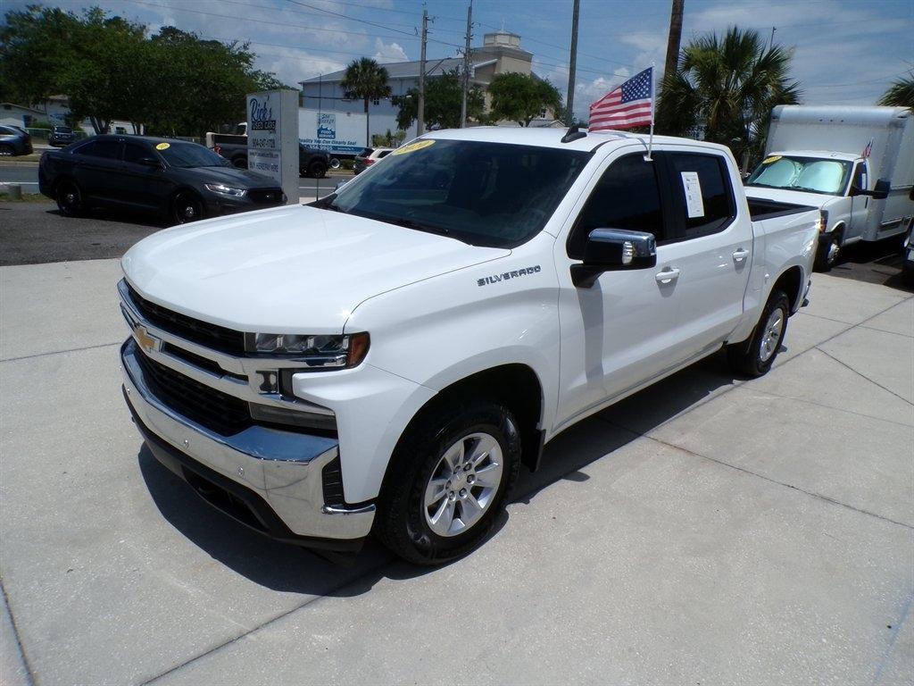 Chevrolet Silverado 1500 2WD Crew Cab 147" LT 2020
