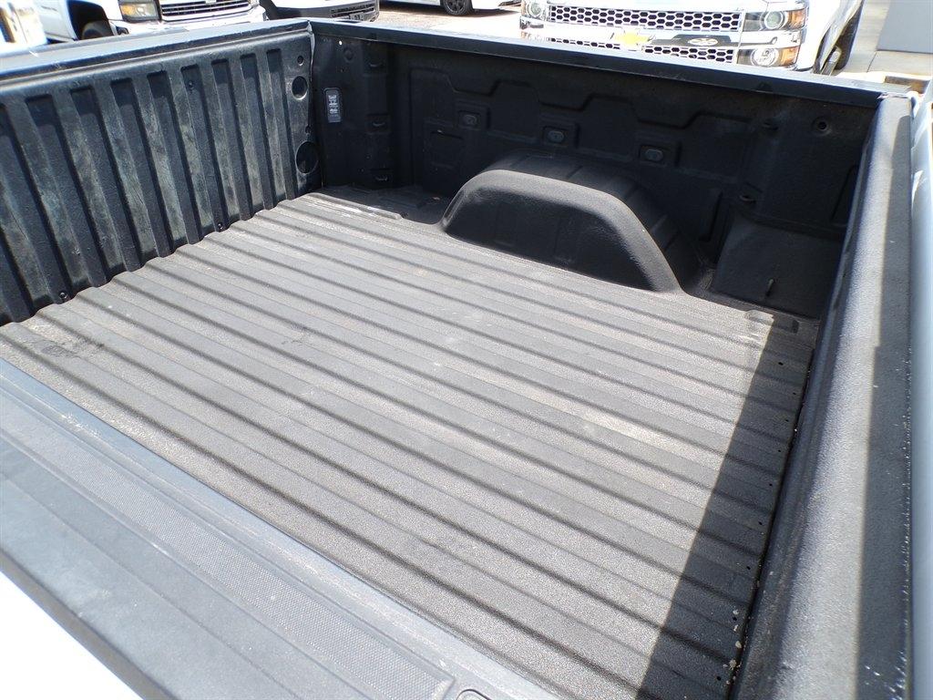 Chevrolet Silverado 1500 2WD Crew Cab 147" LT 2020