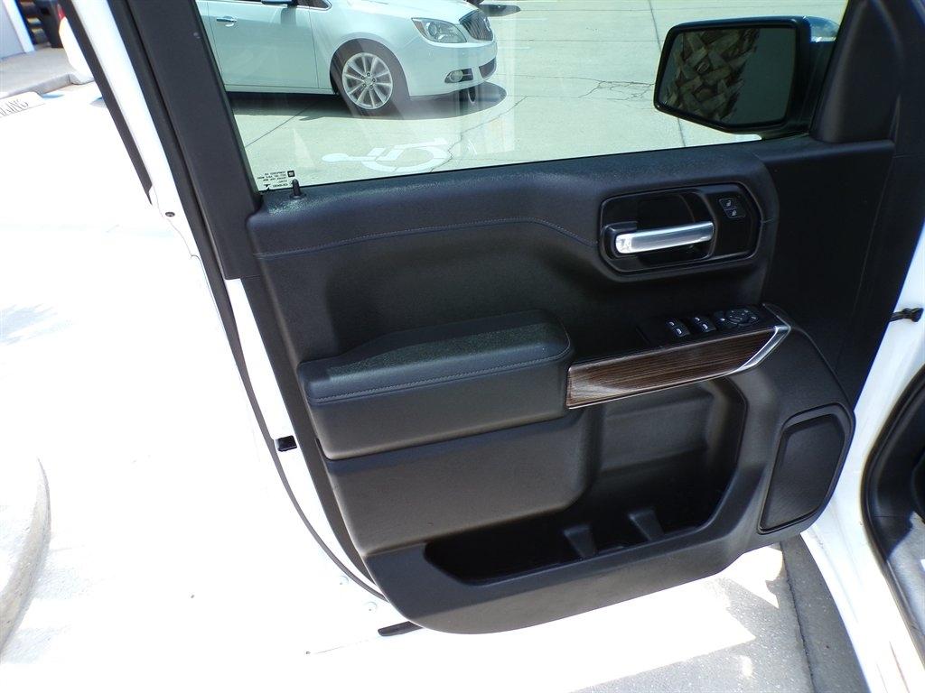 Chevrolet Silverado 1500 2WD Crew Cab 147" LT 2020