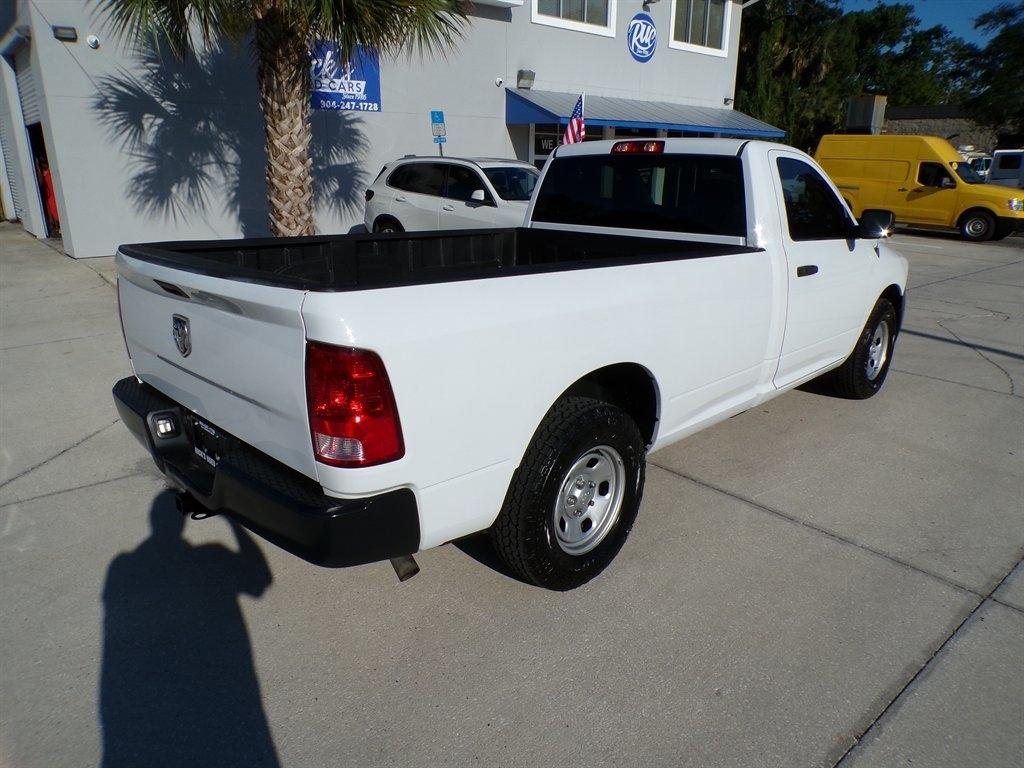RAM 1500 Classic Tradesman 4x2 Reg Cab 8' Box 2020