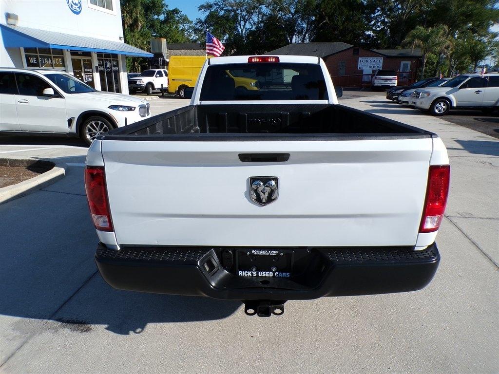 RAM 1500 Classic Tradesman 4x2 Reg Cab 8' Box 2020
