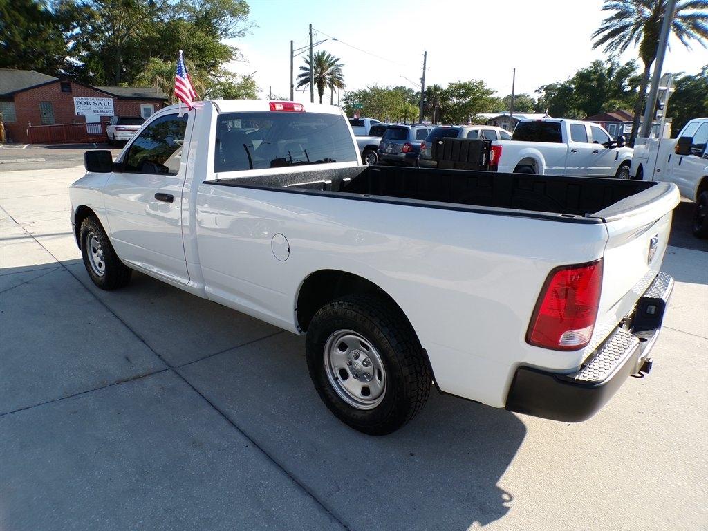 RAM 1500 Classic Tradesman 4x2 Reg Cab 8' Box 2020