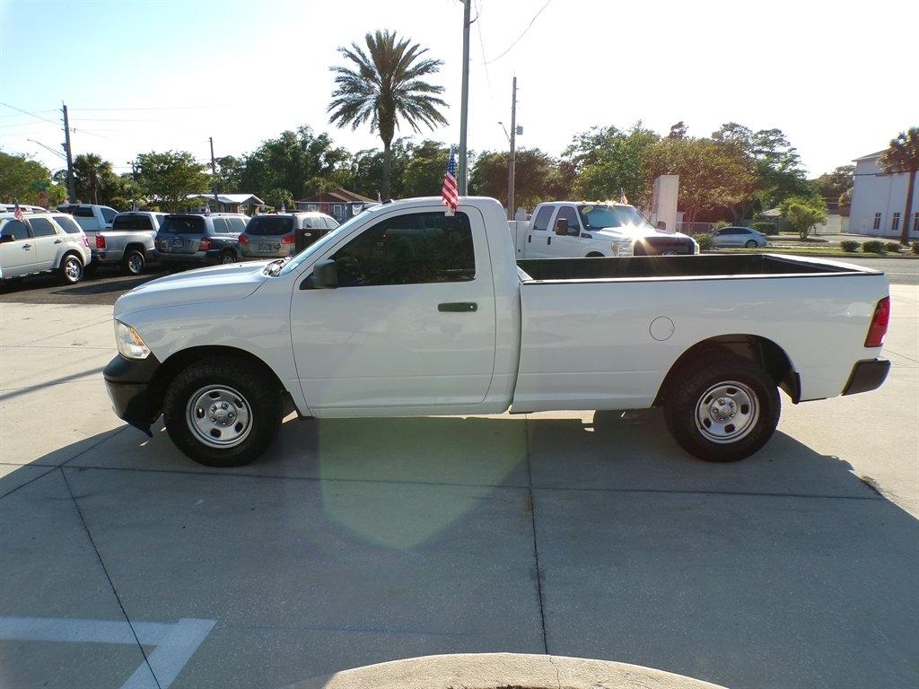RAM 1500 Classic Tradesman 4x2 Reg Cab 8' Box 2020
