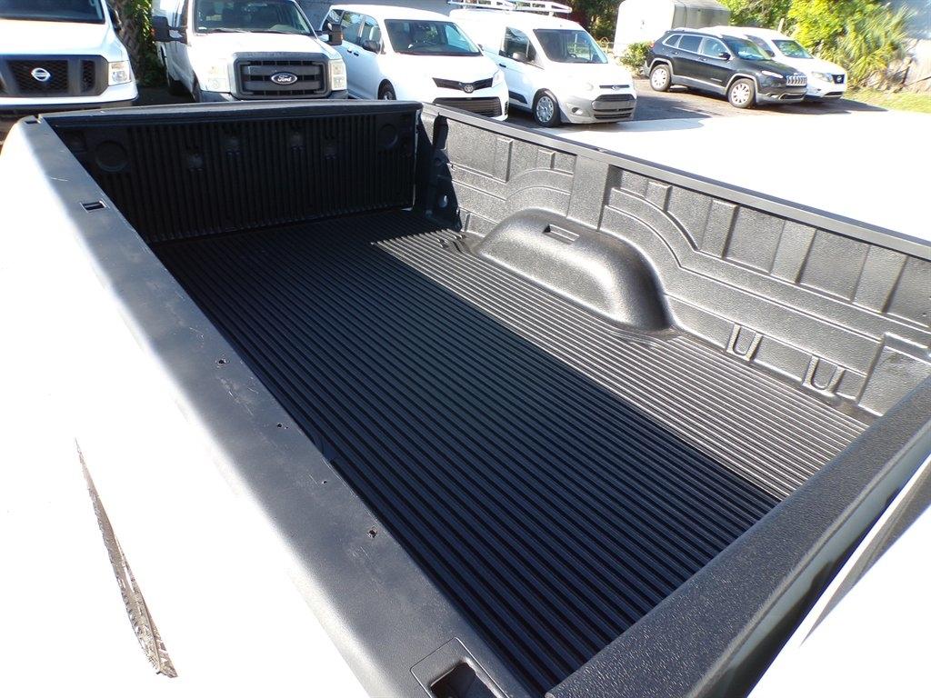 RAM 1500 Classic Tradesman 4x2 Reg Cab 8' Box 2020