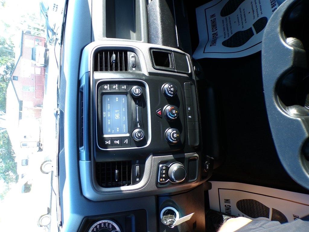 RAM 1500 Classic Tradesman 4x2 Reg Cab 8' Box 2020