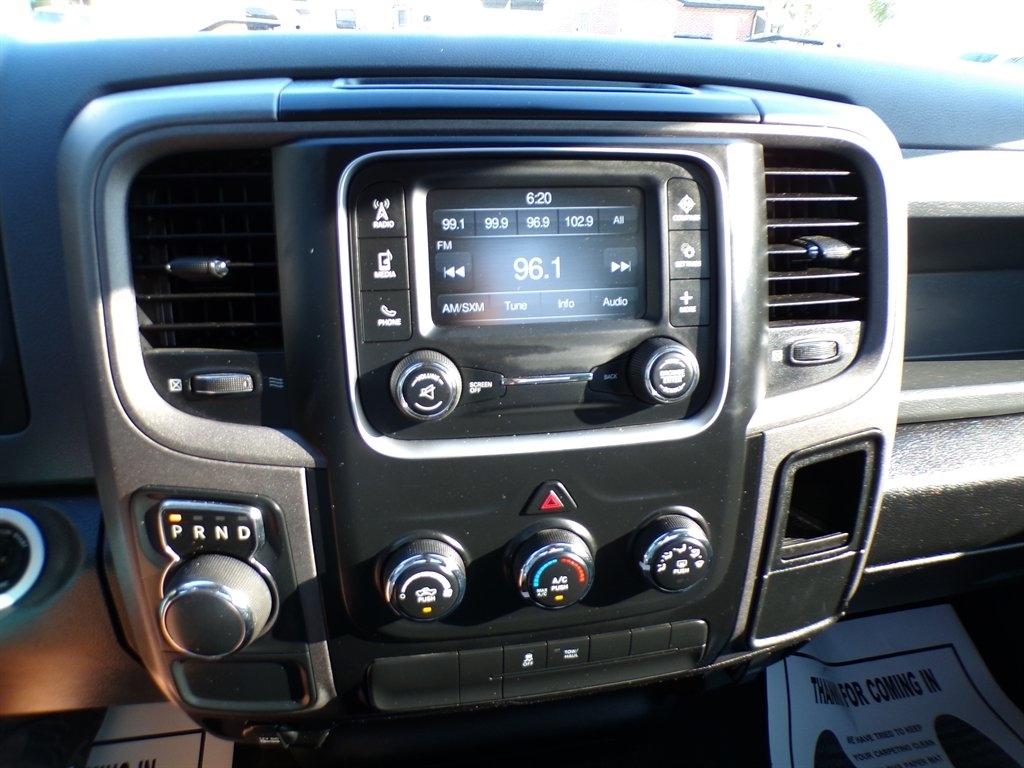 RAM 1500 Classic Tradesman 4x2 Reg Cab 8' Box 2020