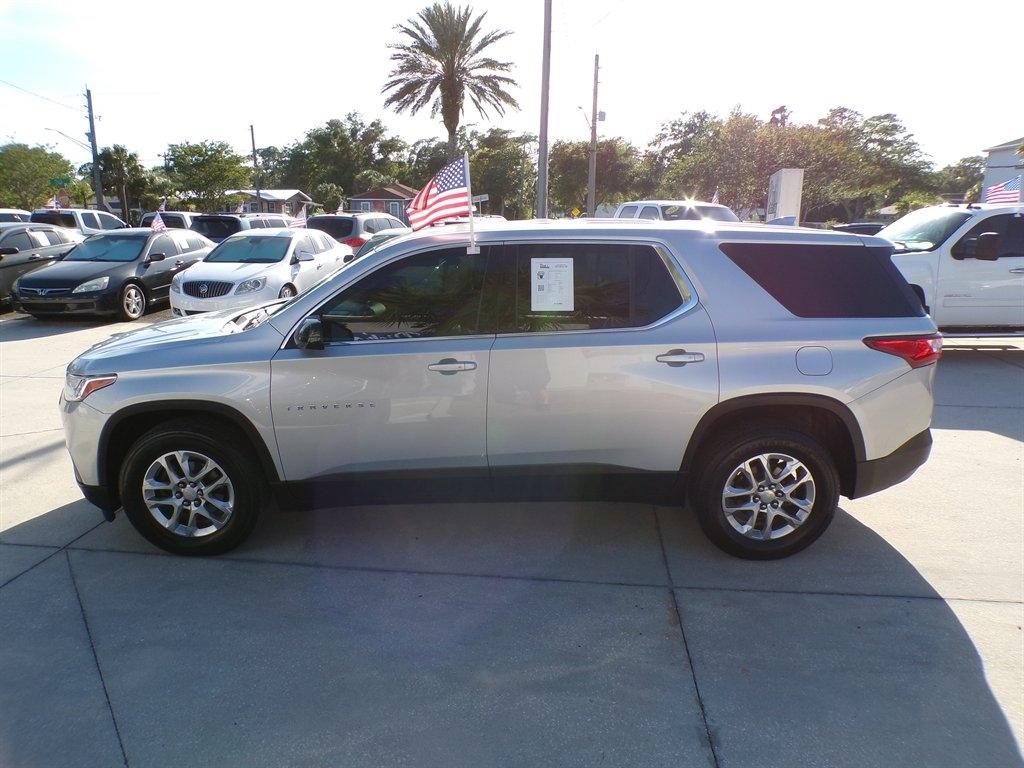 Chevrolet Traverse FWD 4dr LS w/1LS 2020