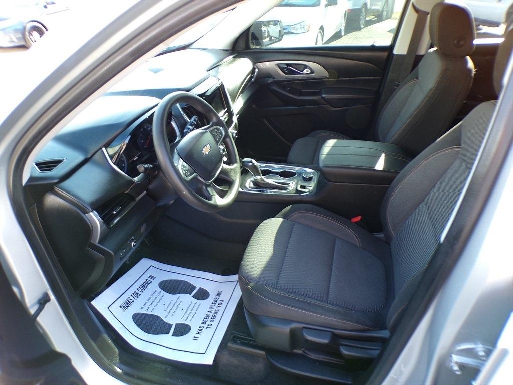 Chevrolet Traverse FWD 4dr LS w/1LS 2020