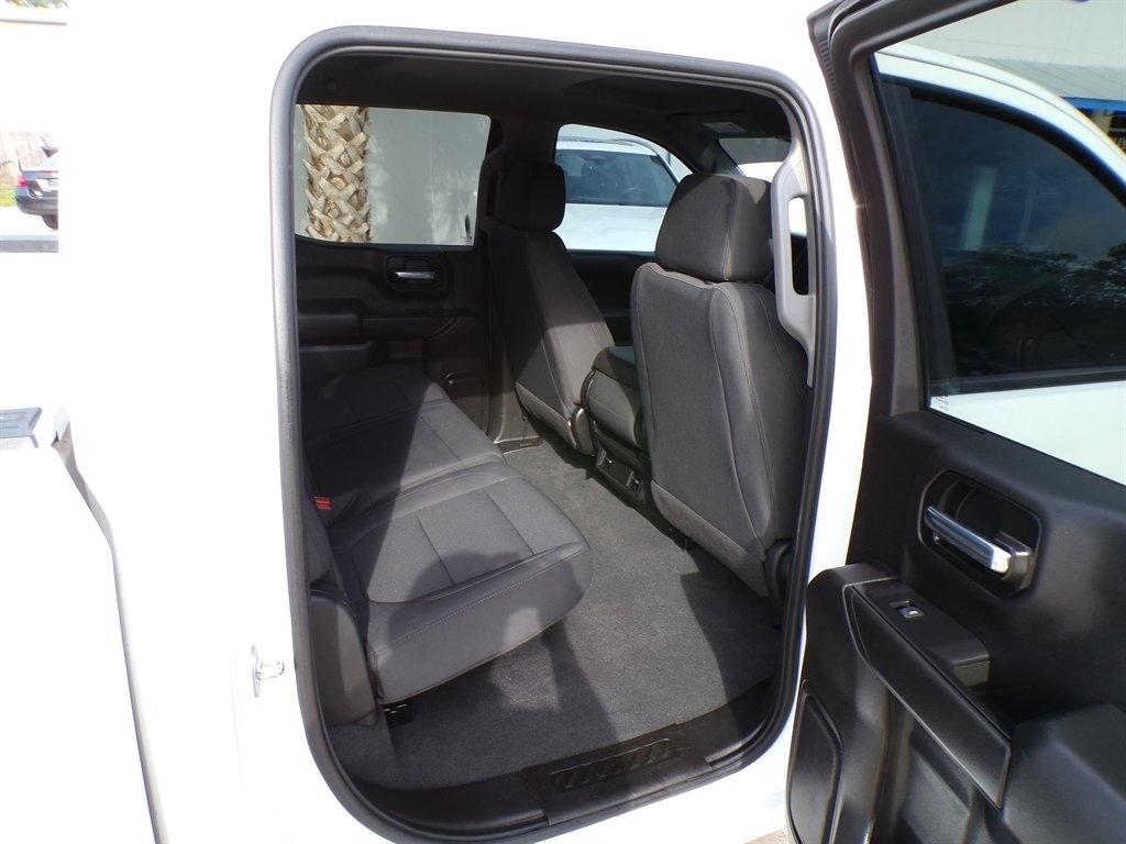Chevrolet Silverado 1500 2WD Crew Cab 147" Custom 2021