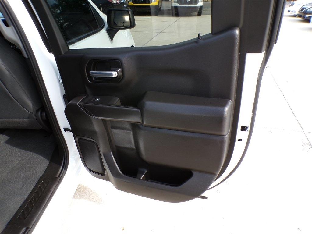 Chevrolet Silverado 1500 2WD Crew Cab 147" Custom 2021