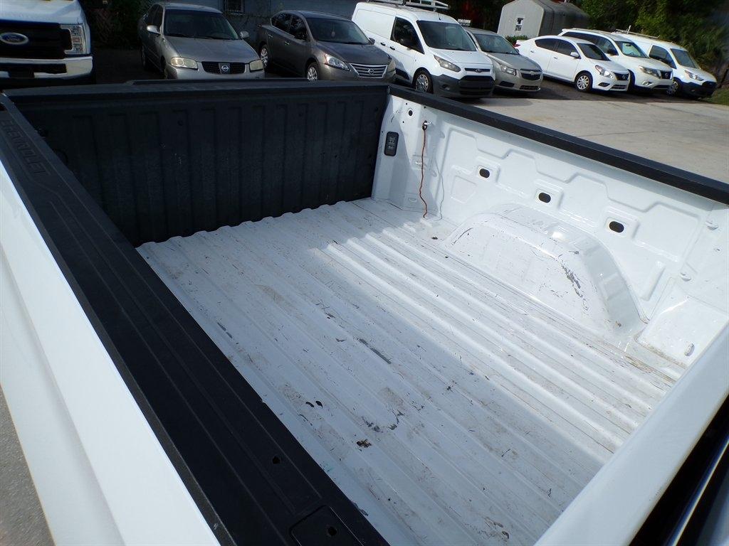 Chevrolet Silverado 1500 2WD Crew Cab 147" Custom 2021