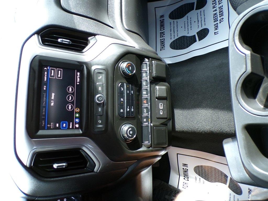 Chevrolet Silverado 1500 2WD Crew Cab 147" Custom 2021