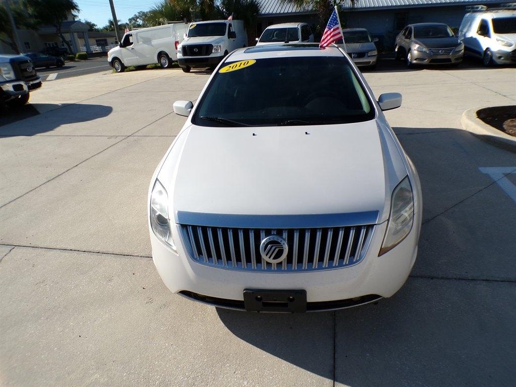 Mercury Milan 4dr Sdn Premier FWD 2010