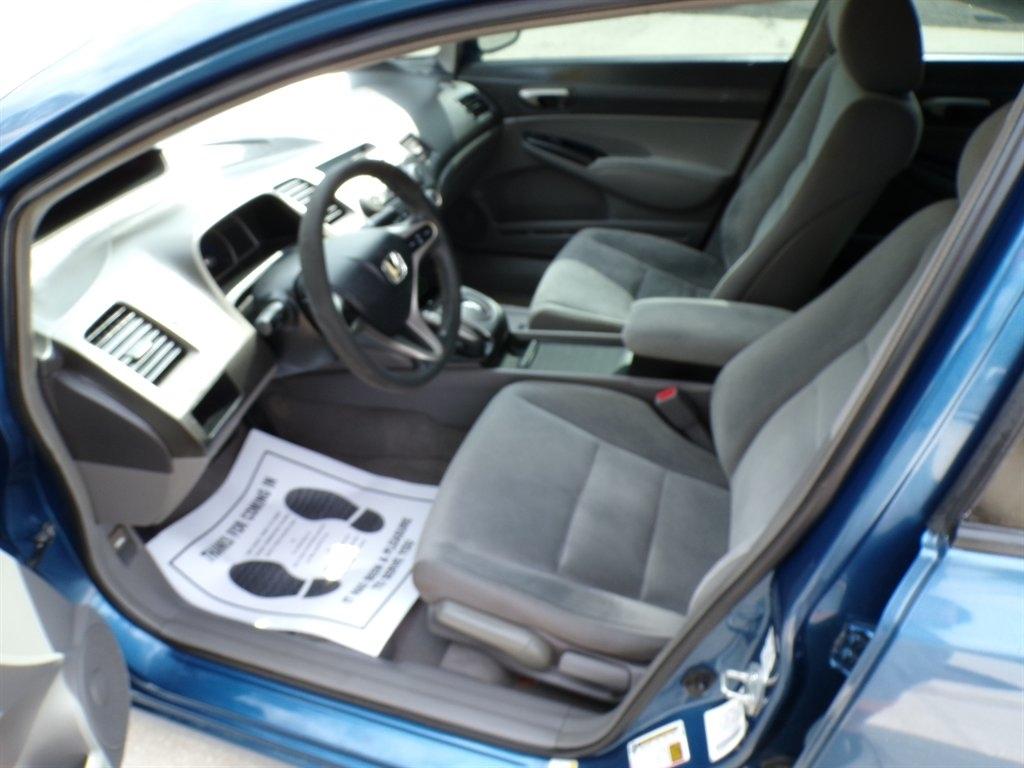 Honda Civic Sdn 4dr Auto LX 2010