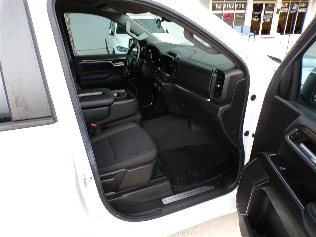 Chevrolet Silverado 1500 4WD Crew Cab 147" LT w/1LT 2022