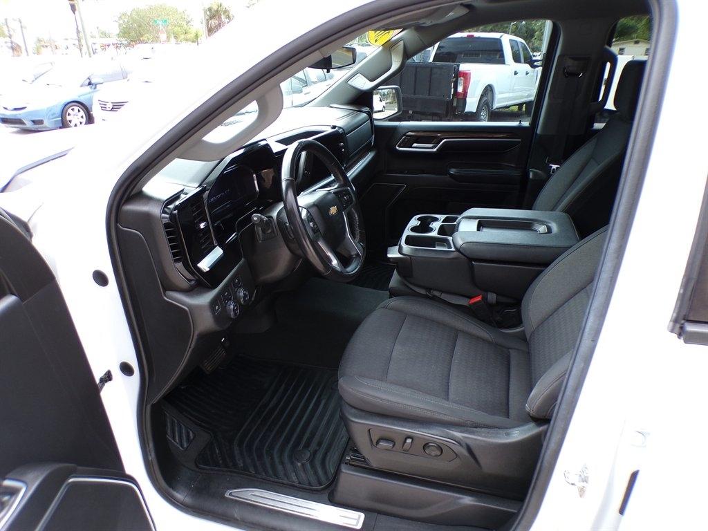 Chevrolet Silverado 1500 4WD Crew Cab 147" LT w/1LT 2022