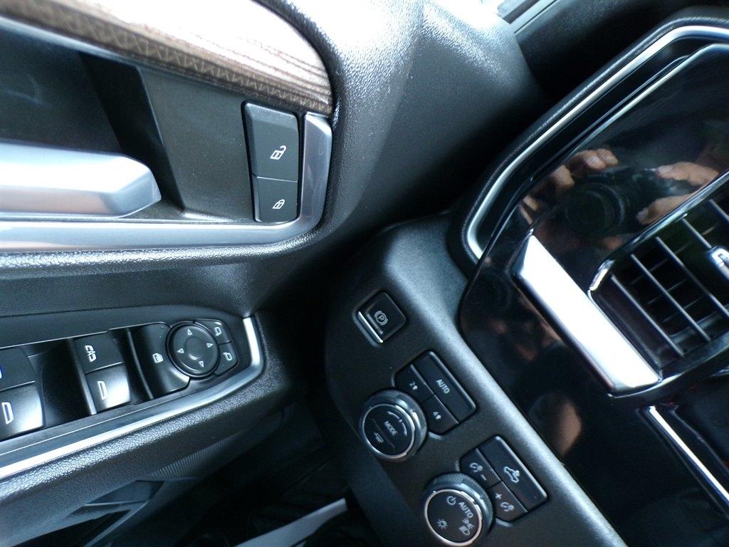Chevrolet Silverado 1500 4WD Crew Cab 147" LT w/1LT 2022