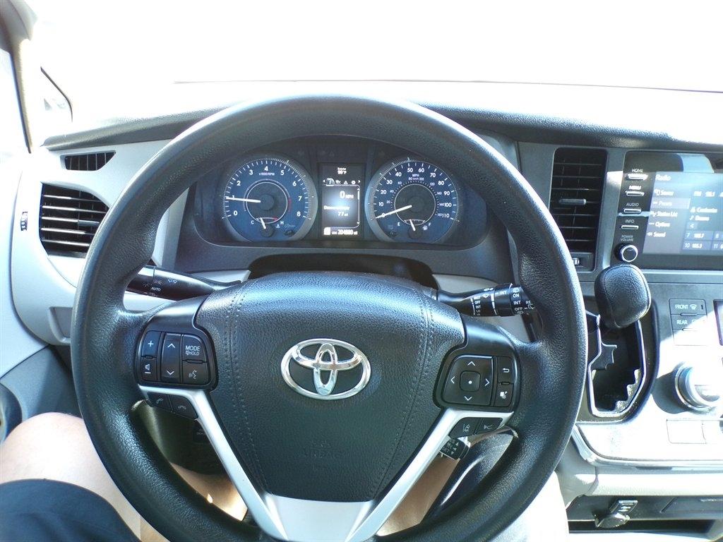 Toyota Sienna L FWD 7-Passenger (Natl) 2018