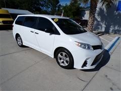 2018 Toyota Sienna 