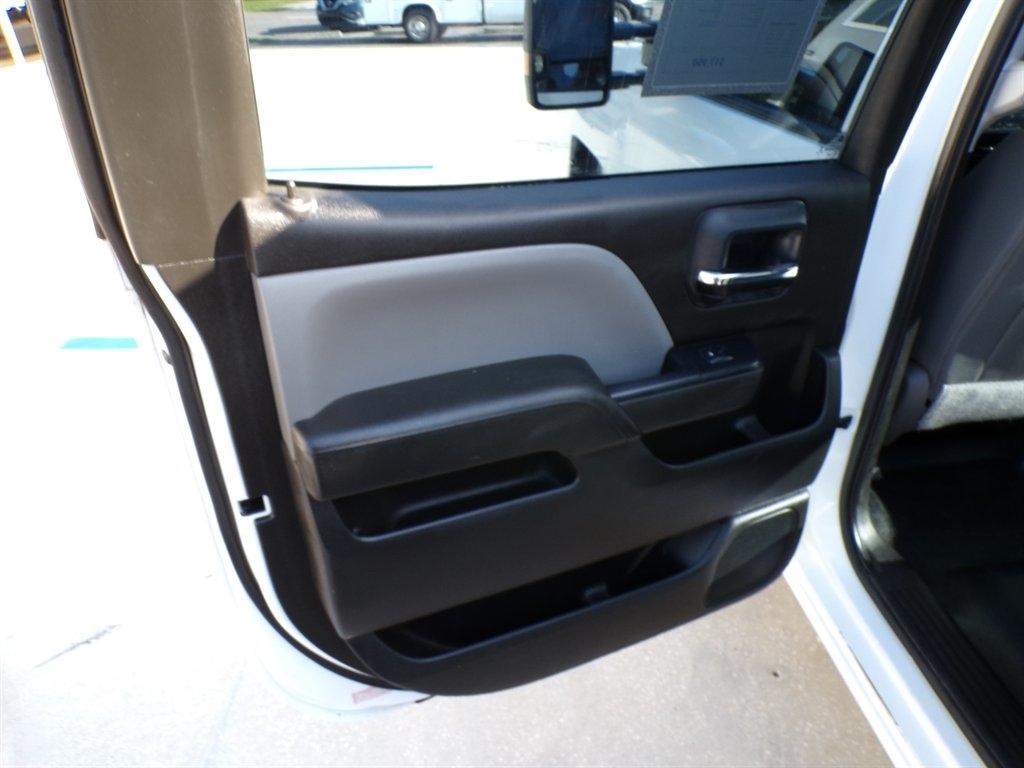 Chevrolet Silverado 3500HD 4WD Crew Cab 171.5" WB, 59.06" CA WT 2016