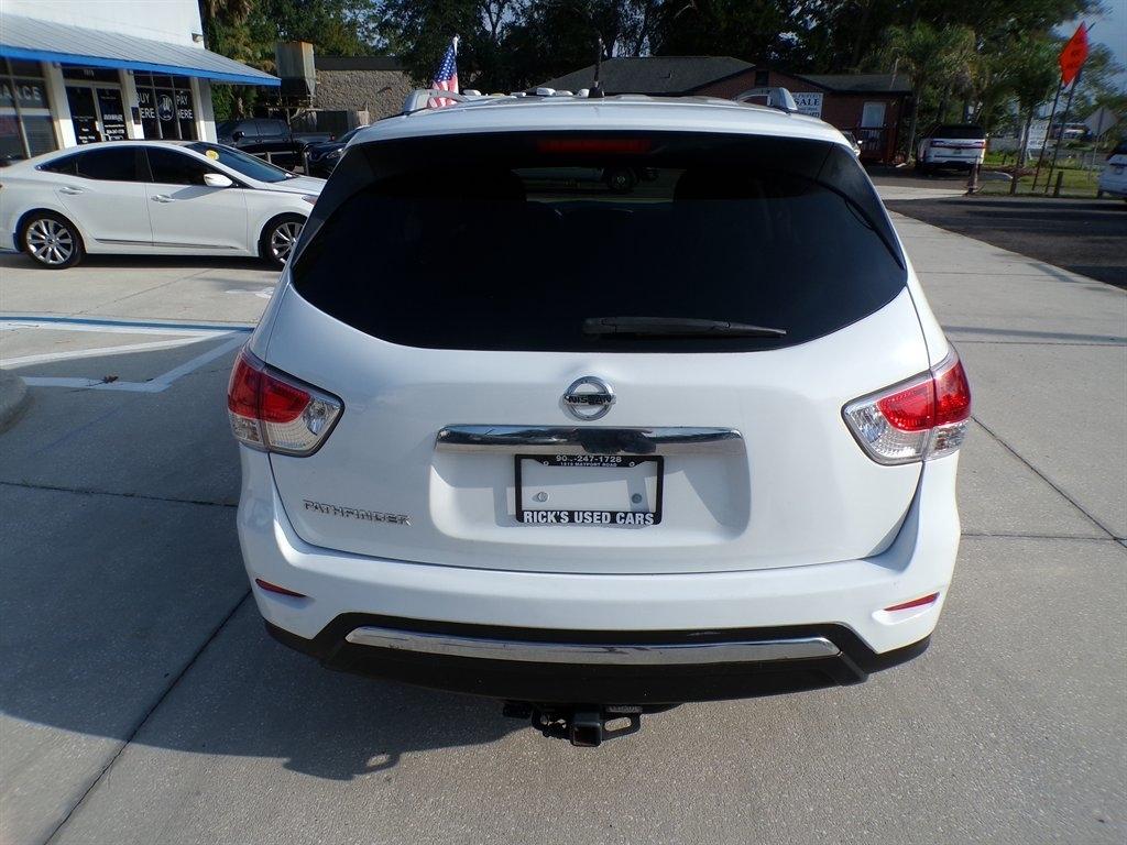 Nissan Pathfinder 2WD 4dr S 2015
