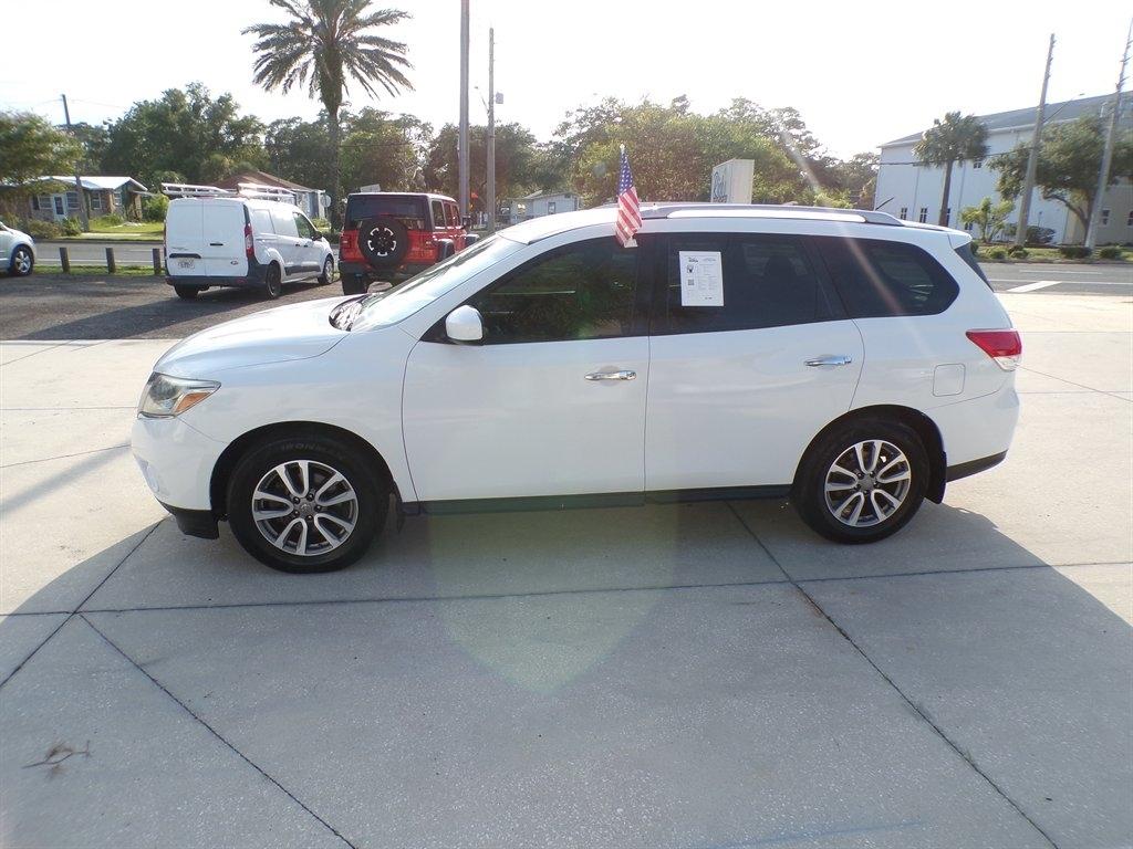 Nissan Pathfinder 2WD 4dr S 2015