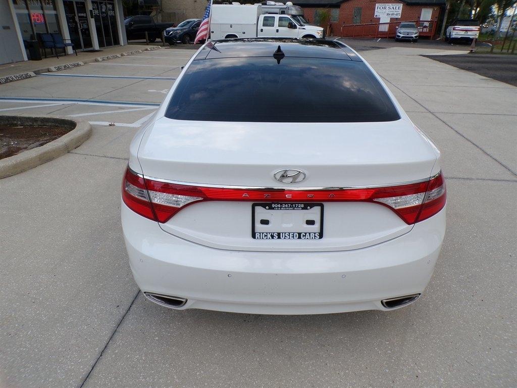 Hyundai Azera 4dr Sdn 2012
